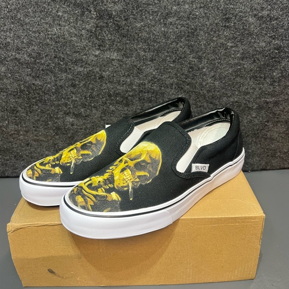 Vincent Van Gogh Smoking Skull BLVD Original Slip On Shoes Size 8.5 W/ 7 M - Picture 3 of 13